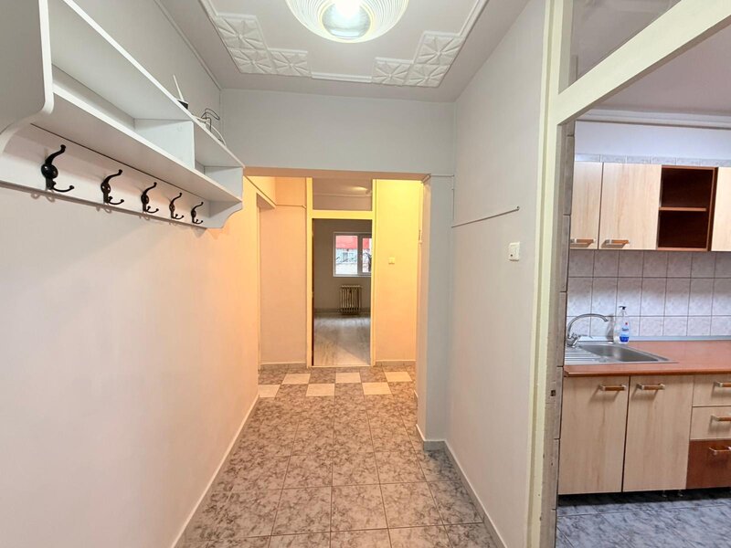 Aparatorii Patriei- 5 minute metrou Apartament 4 camere