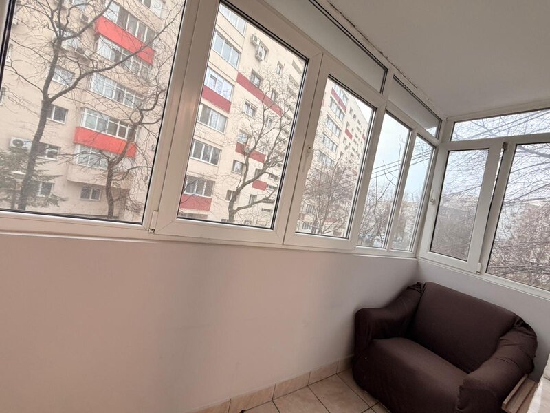 Aparatorii Patriei- 5 minute metrou Apartament 4 camere