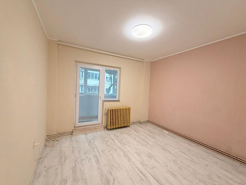 Aparatorii Patriei- 5 minute metrou Apartament 4 camere
