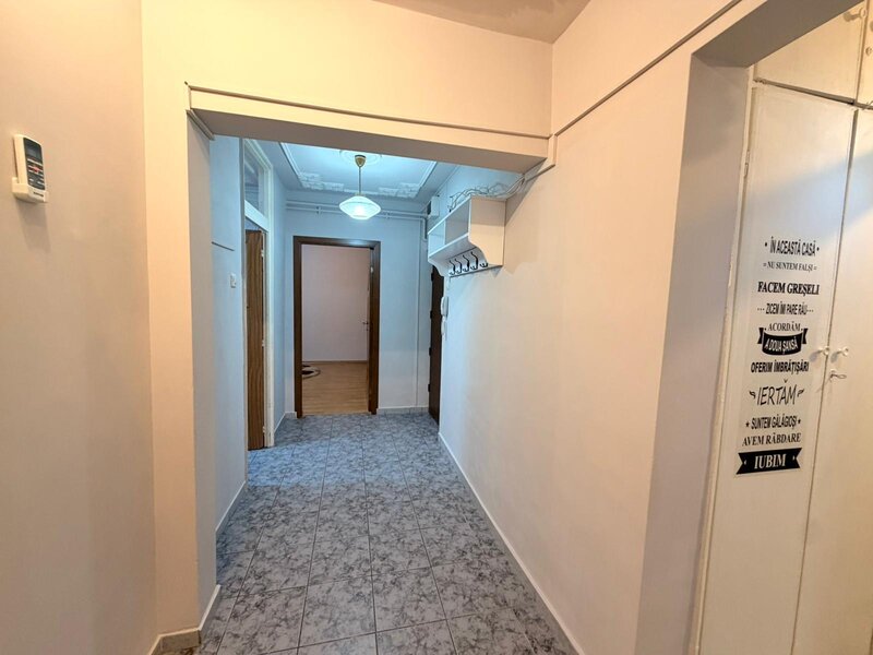 Aparatorii Patriei- 5 minute metrou Apartament 4 camere